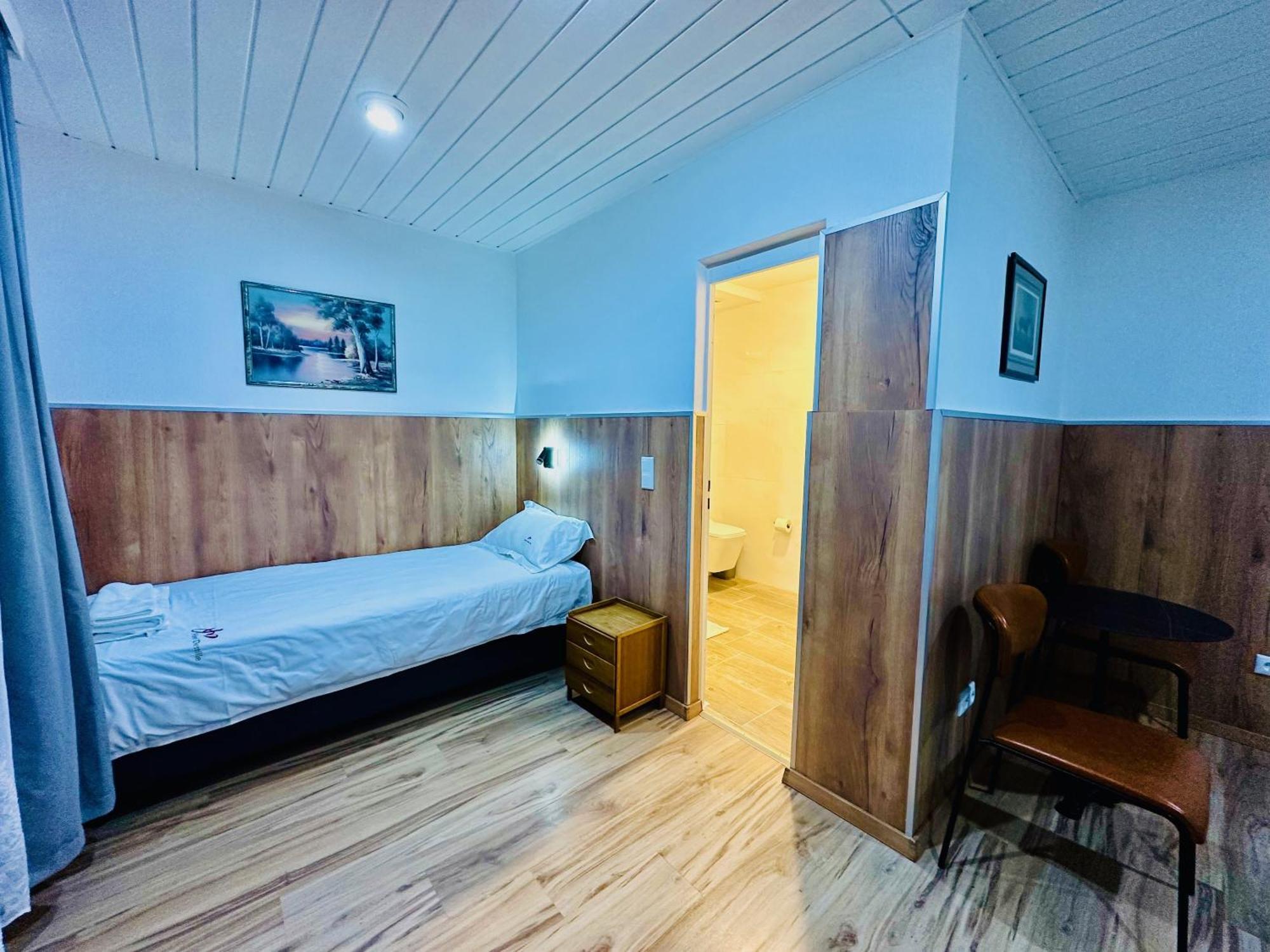 Hotel Destille Dormagen Quarto foto